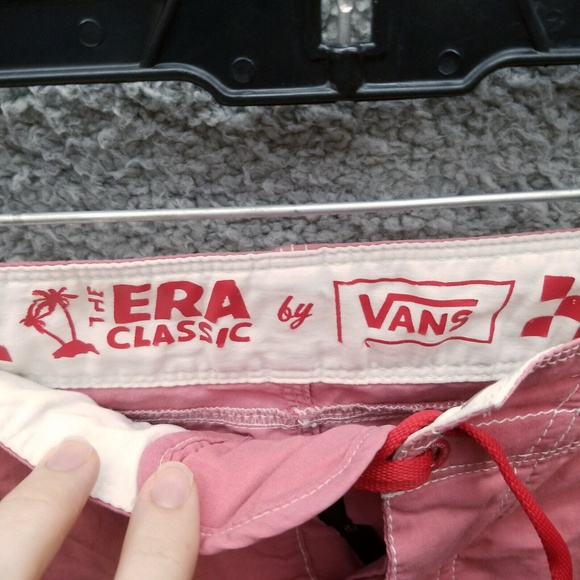 Vans 34 Off The Wall Striped White Board Shorts Swimwear 34.5" 8.25" 12.25" - Picture 6 of 9